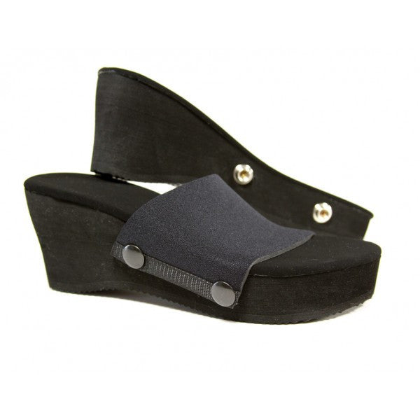 Islander 2 1/2" Heel