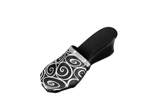 647 Clog Top